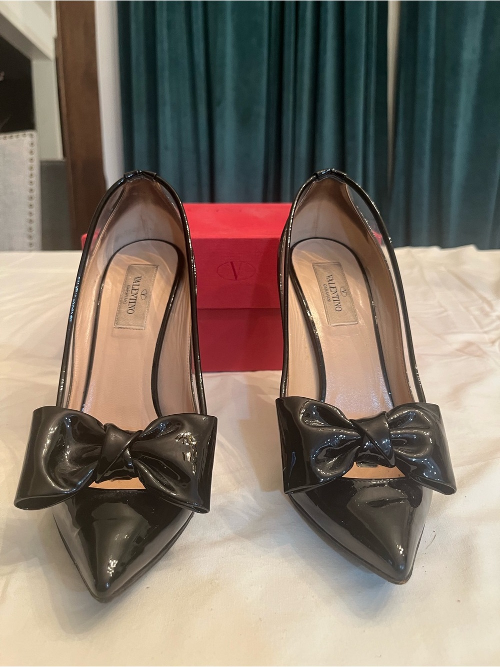 Valentino Black Patent Leather Bow Pointed-Toe Pumps